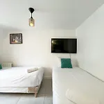 144 - Urban Charming Studio In Paris