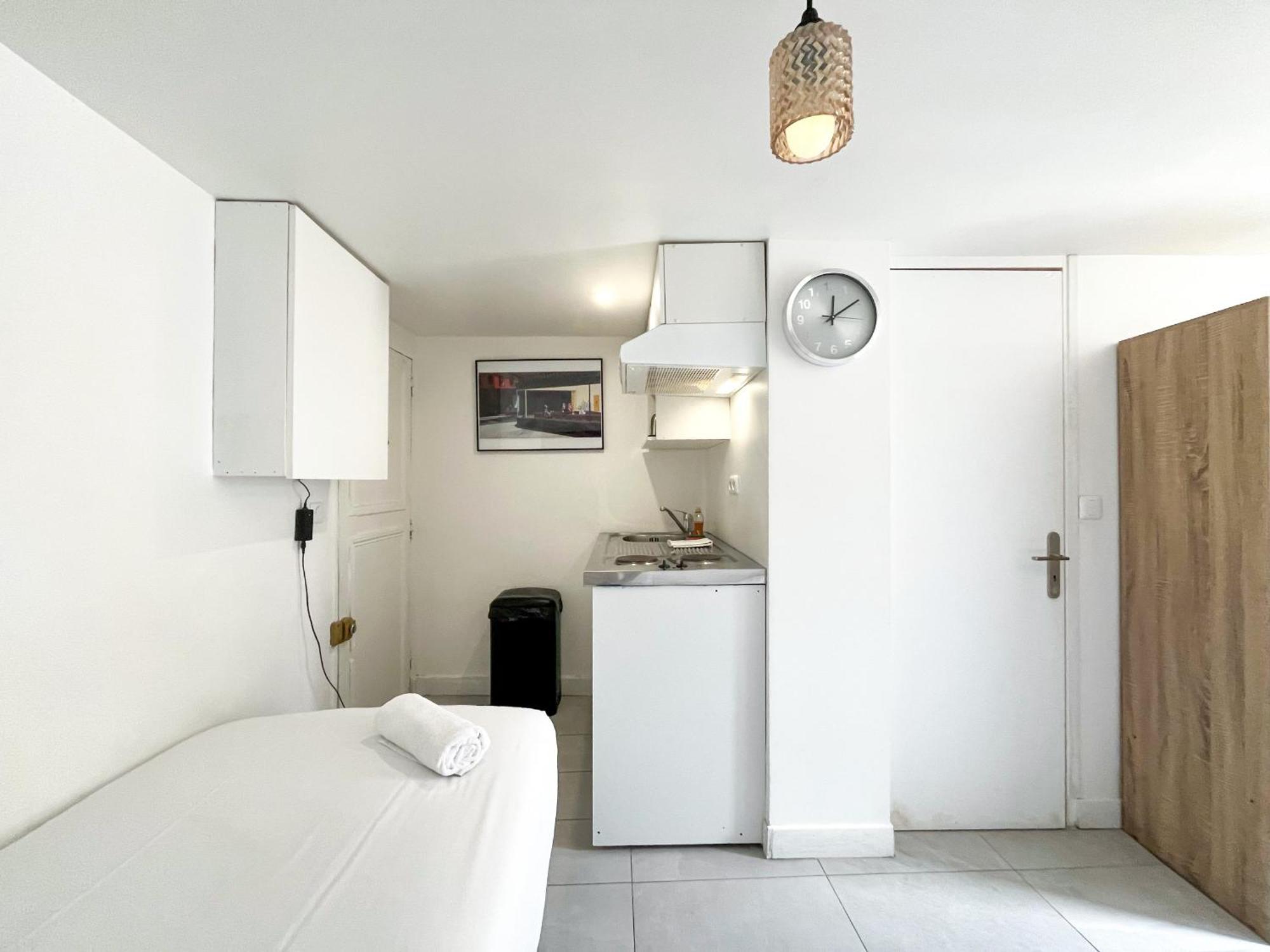 144 - Urban Charming In Apartment *