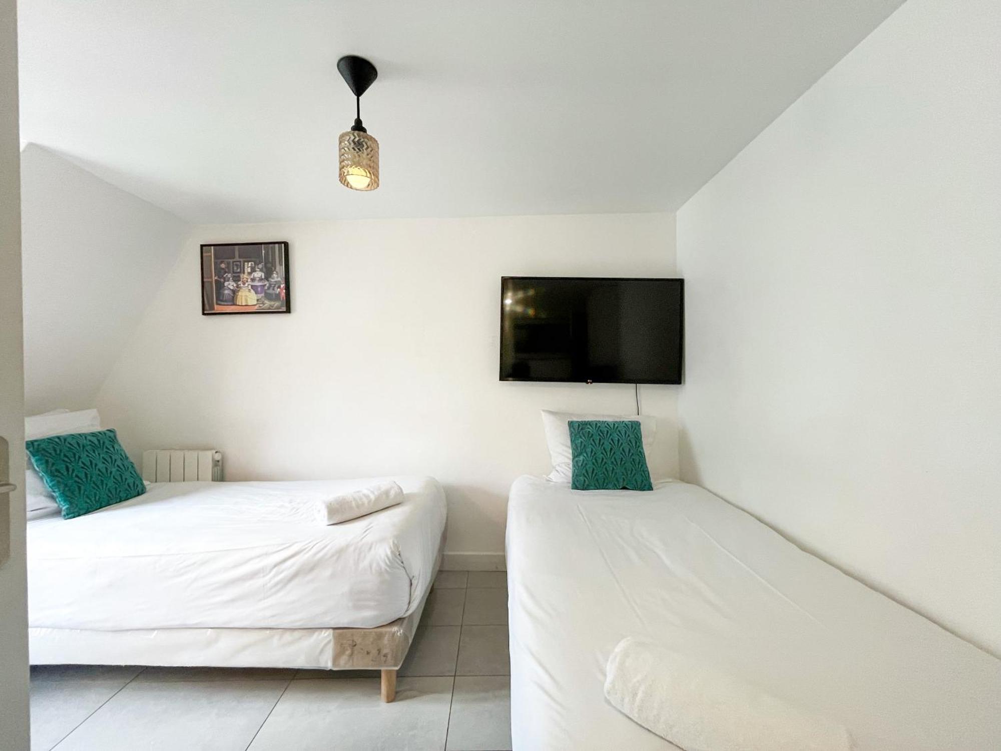 144 - Urban Charming In Apartment